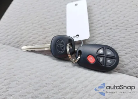 2014 Toyota Sienna Le V6 8 Passenger from USA, damaged, VIN 5TDKK3DC5ES484034